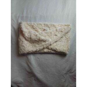 Peace & Pearls Scarf Womens One Size Beige Faux Fur Boho Minimalist Cozycore